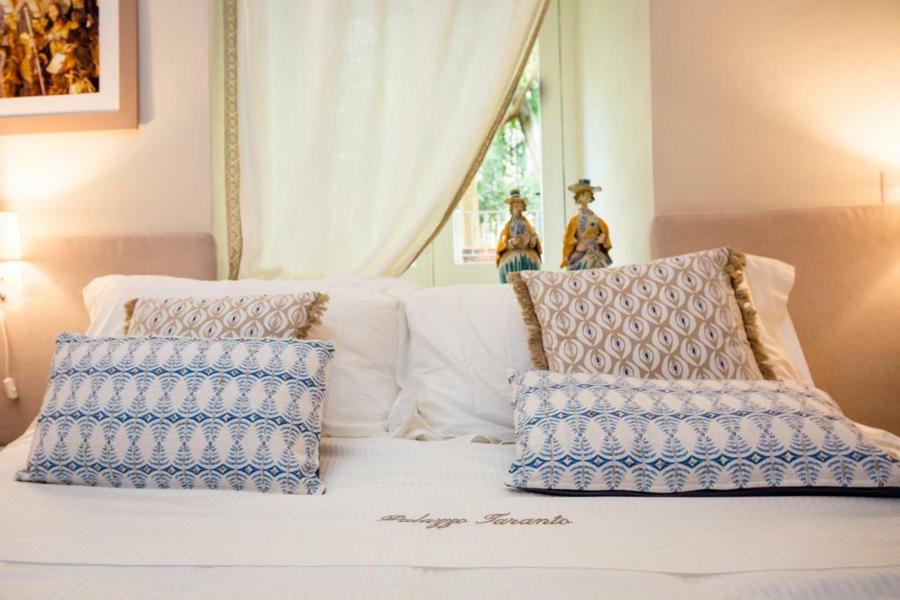 Palazzo Taranto Luxury Rooms Caltagirone Buitenkant foto