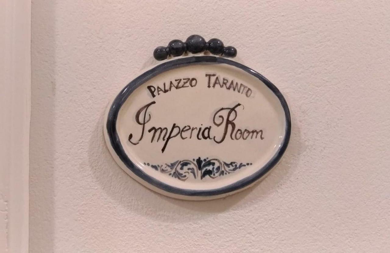 Palazzo Taranto Luxury Rooms Caltagirone Buitenkant foto